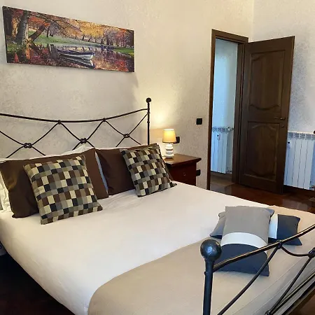 Pini di Roma-New&cozy apt in Rome city center- Metro A Re di Roma