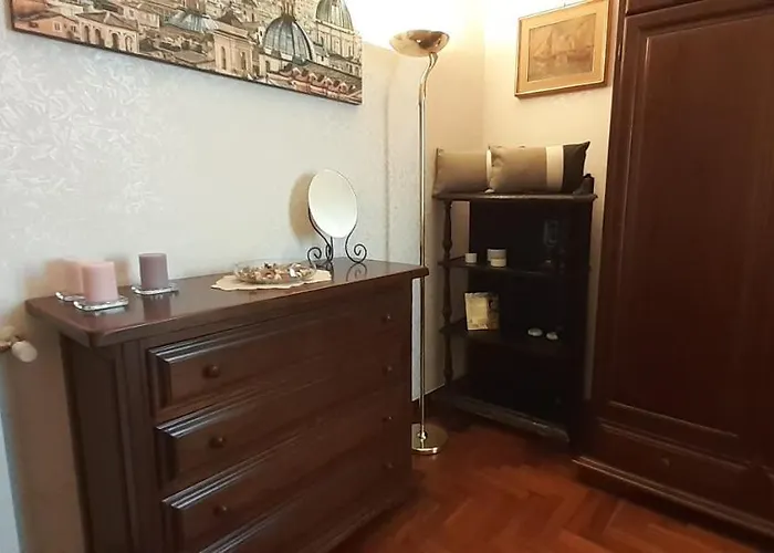 Pini Di Roma-new And Cozy In Center- Metro A "re Di Roma" מלון רומא