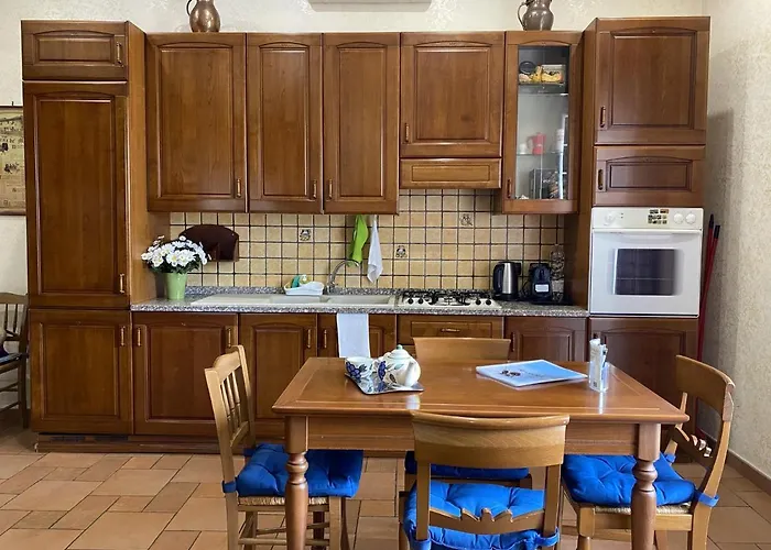 Pini Di Roma-new And Cozy In Center- Metro A "re Di Roma" * רומא