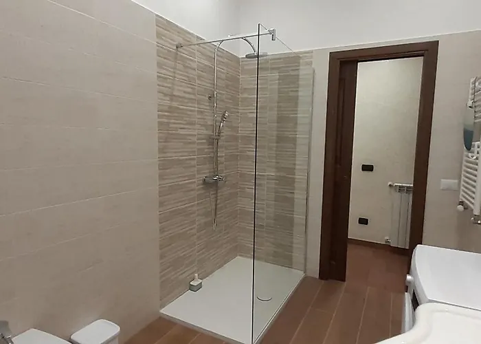 מלון Pini Di Roma-new And Cozy In Center- Metro A "re Di Roma"